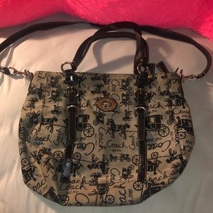 Coach shoulder/Crossbody bag